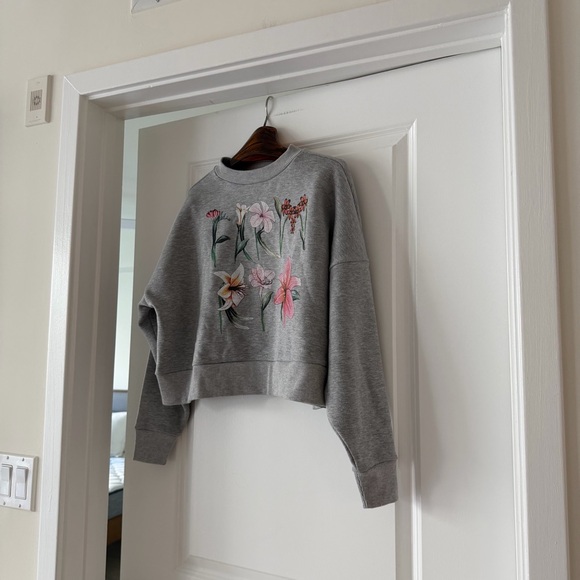 Farm Rio Farm Rio Flowers Pullover - Picture 4 of 8